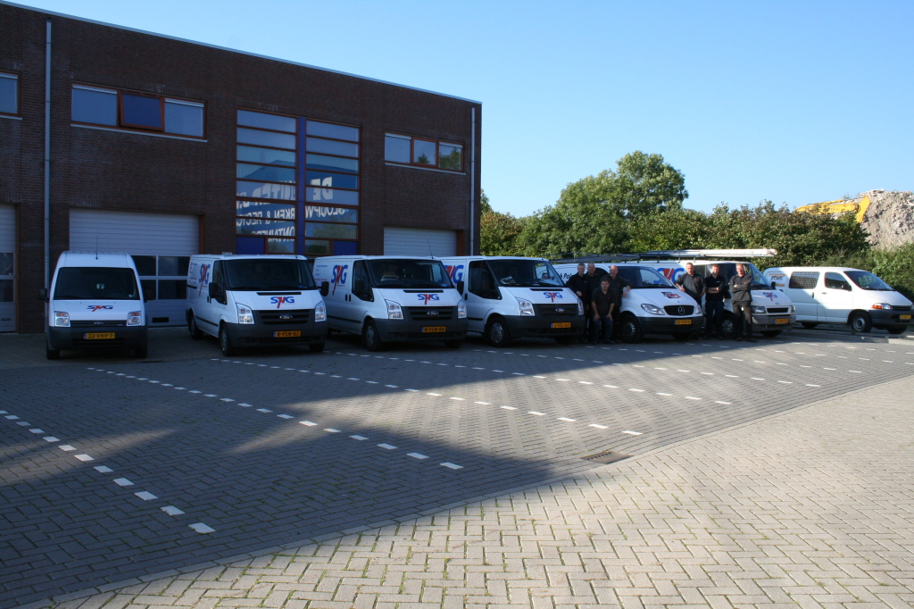 Tevens kunnen wij ook alle elektro technische installaties aan leggen onderhouden en storingen oplossen  middels onze storingsdienst, door de overnamen van Dick Palmers Electro medio 2013