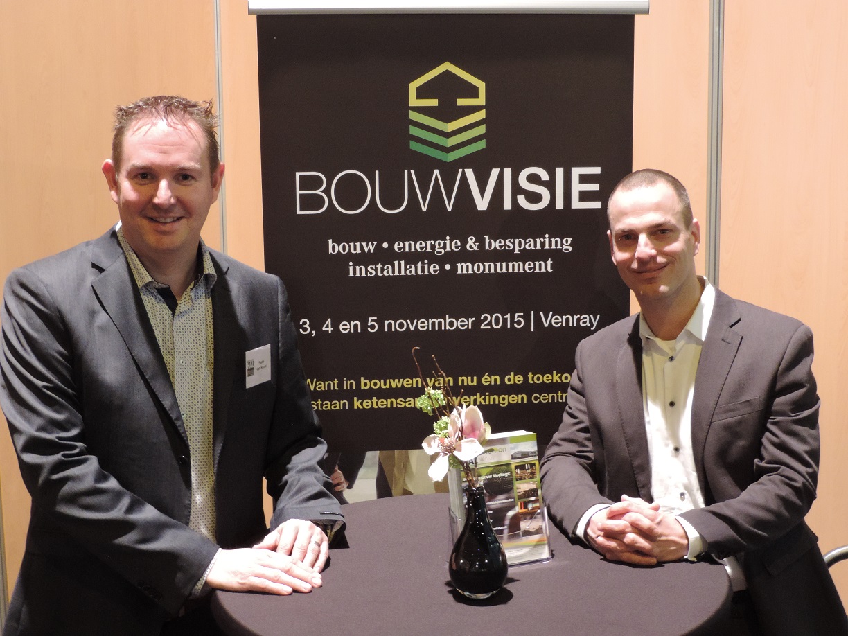 evenementenhal-venray-pieter-van-bussel-robert-hoelen-beursstand-bouwvisie-profielfoto-maasvallei-netwerk