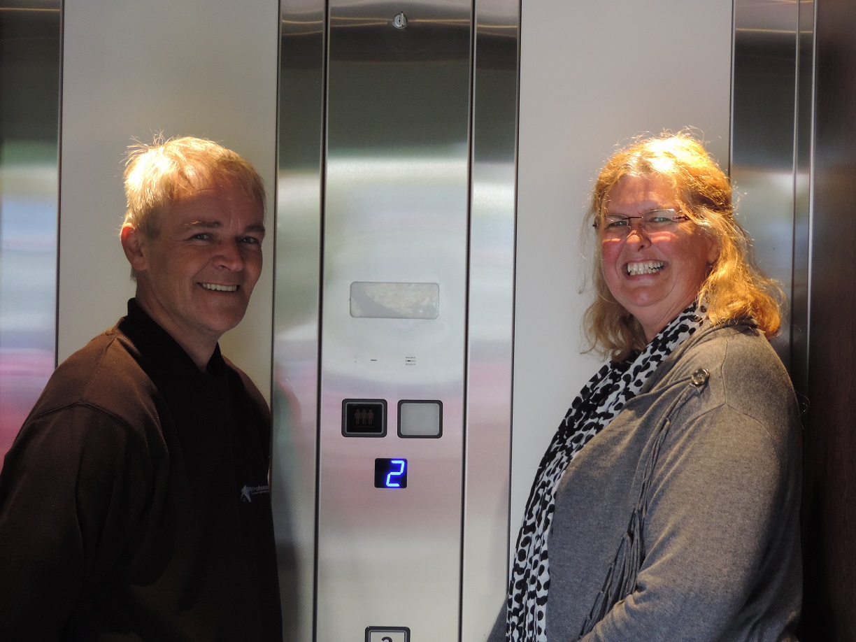 spm-professionals-cuijk-roelof-en-soraya-kielstra-liftbouw-portretfoto-maasvallei-netwerk-business-beurs