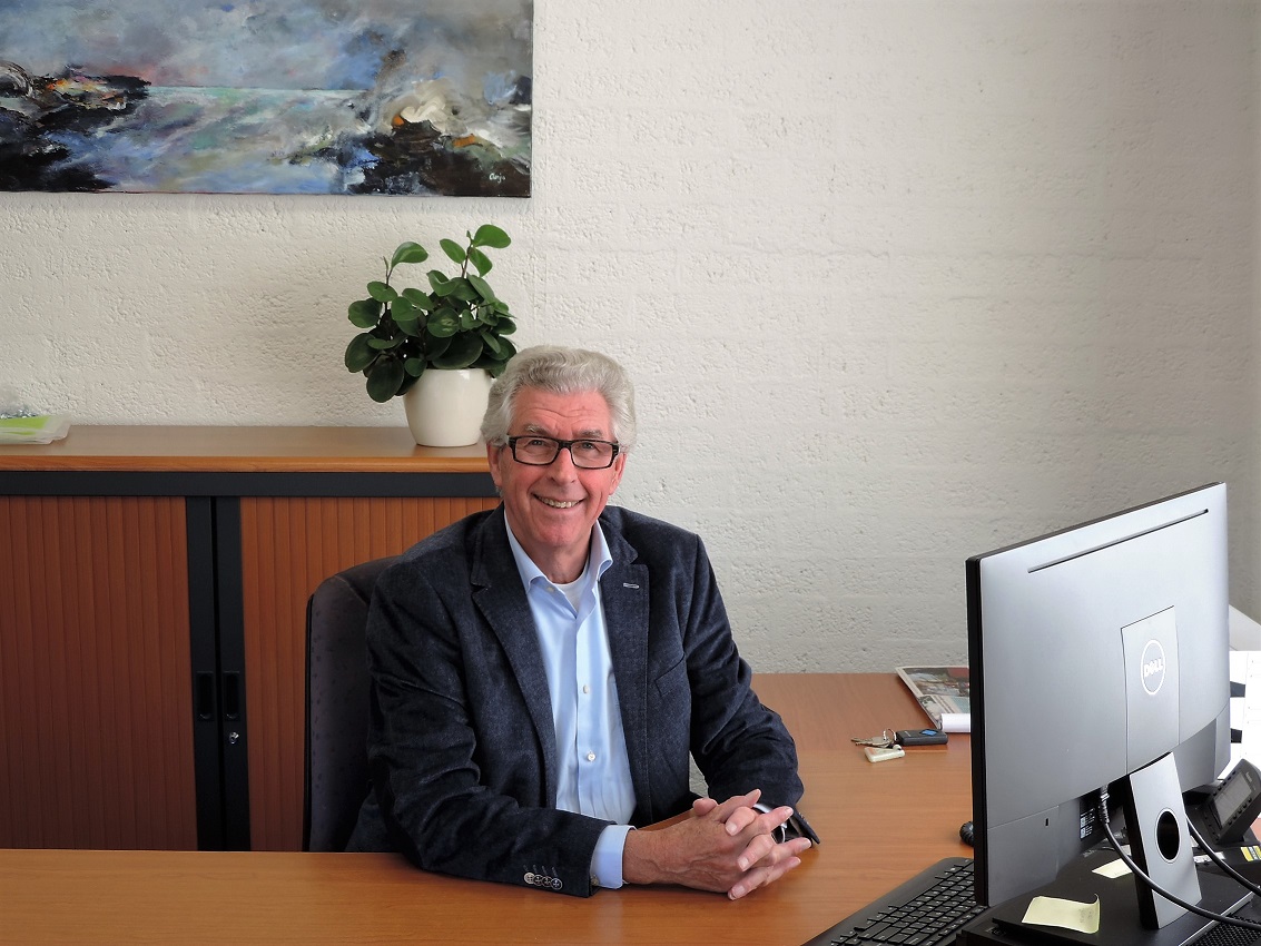 vrienden-van-het-maasziekenhuis-johan-smedema-geef-aan-het-neutrale-goede-doel-boxmeer-gennep-cuijk-1
