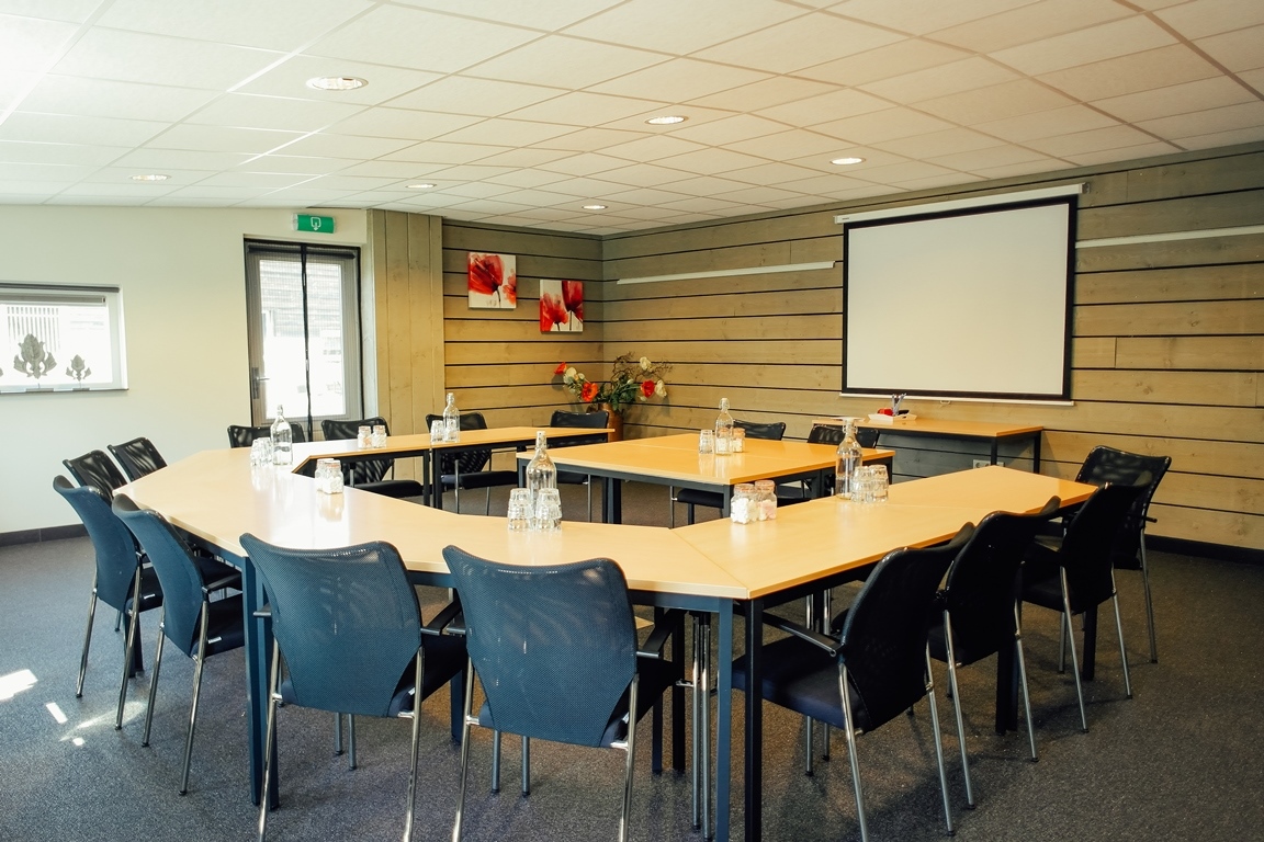 Multifunctioneel vergaderen Multifunctioneel vergaderen